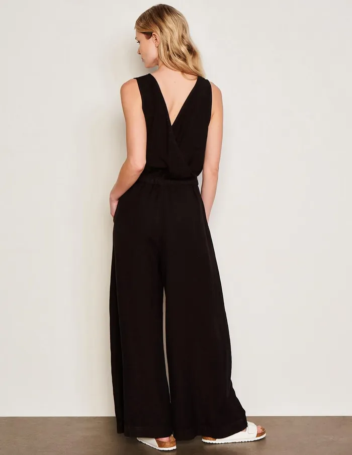 Sundry Clothing Jumpsuits Women Women039s Easy Jumpsuit In Black Black Sundry Clothing Jumpsuits Women Women039s Easy Jumpsuit In Black Black