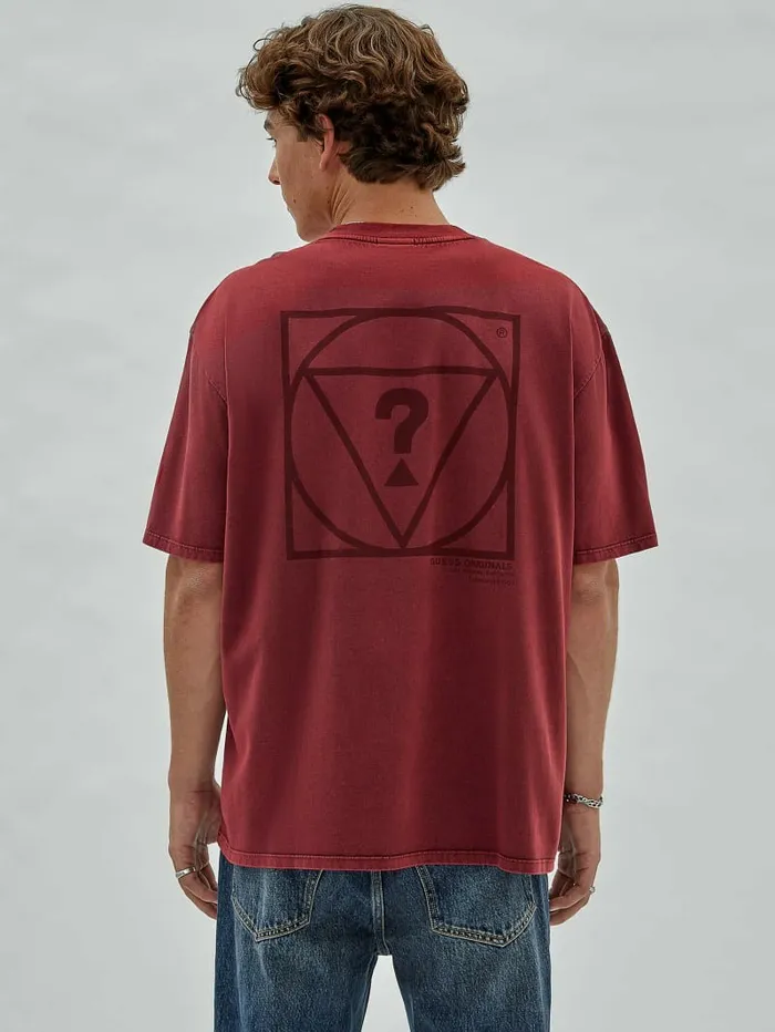 TShirts and Tanks Men GUESS Originals Signature Tee Grape Violet Multi GUESS TShirts and Tanks Men GUESS Originals Signature Tee Grape Violet Multi GUESS