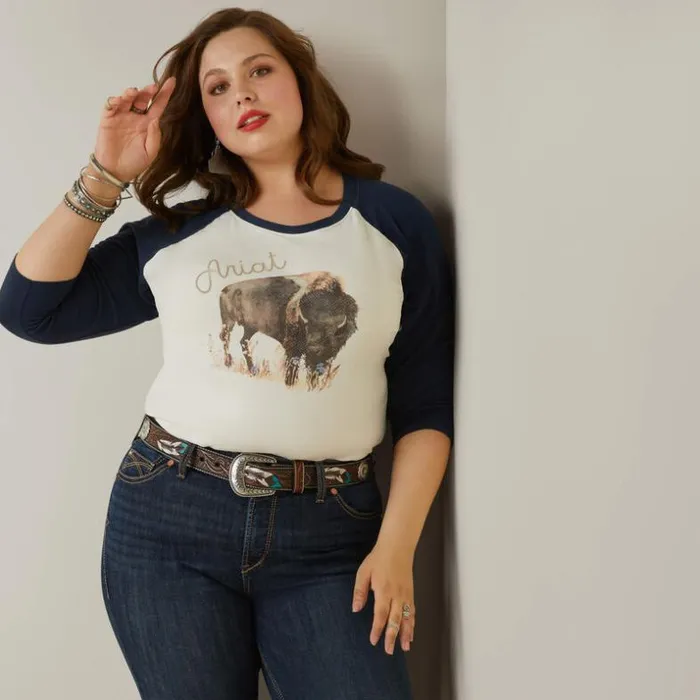TShirts and Tops Women Ariat Painted Dreams TShirt Coconut Milknavy TShirts and Tops Women Ariat Painted Dreams TShirt Coconut Milknavy