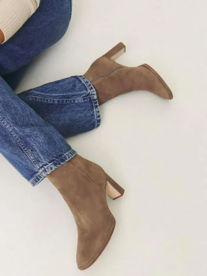 The Reformation Gillian Ankle Boot Farro Suede 8211 Shoes