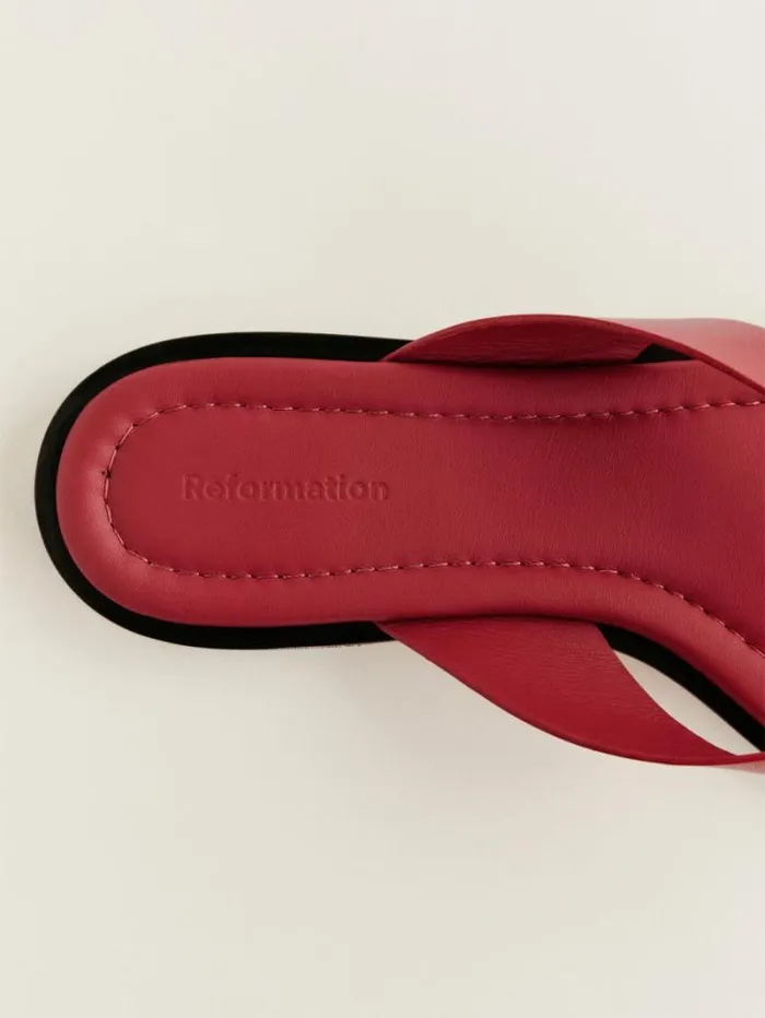 The Reformation Jessie Thong Sandal Lipstick Leather 8211 Shoes