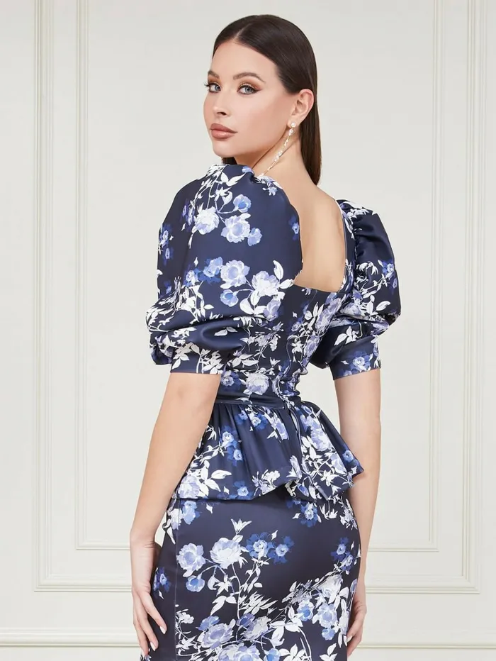 Women Alexis Petal Pose Top Petal Pose Indigo Tops GUESS Women Alexis Petal Pose Top Petal Pose Indigo Tops GUESS