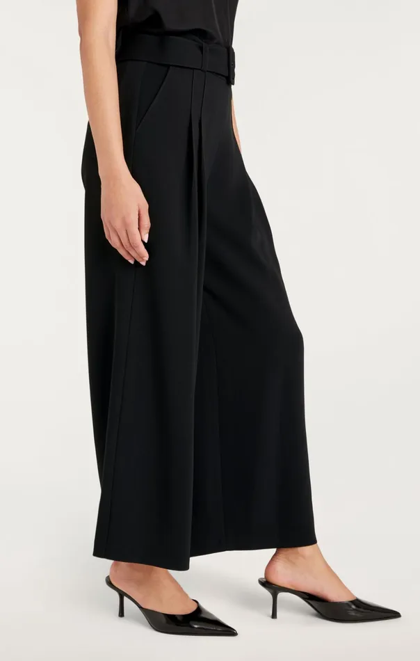 Women Cinq Sept Pants Cropped Shauna Pant Black