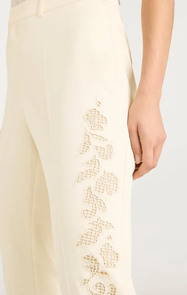 Women Cinq Sept Pants Cutout Paisley Embellished Kerry Pant Gardenia