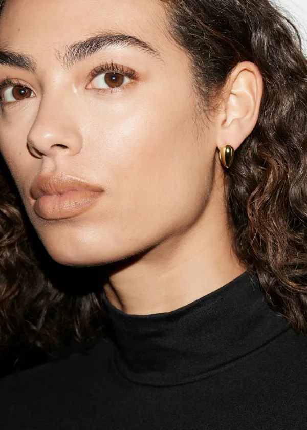 Women Earrings and Other Stories Chunky Heart Hoops Gold