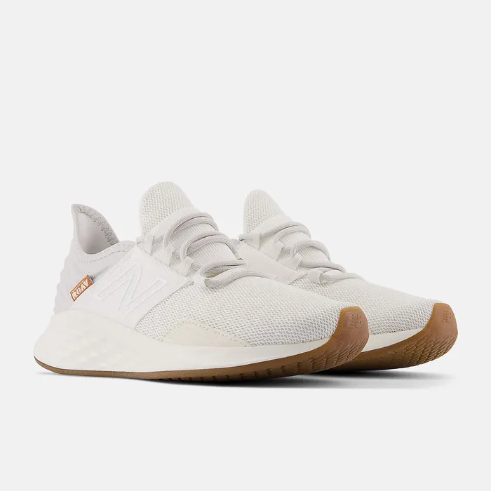 Women FRESH FOAM ROAV Paper White with Gum Running New Balance