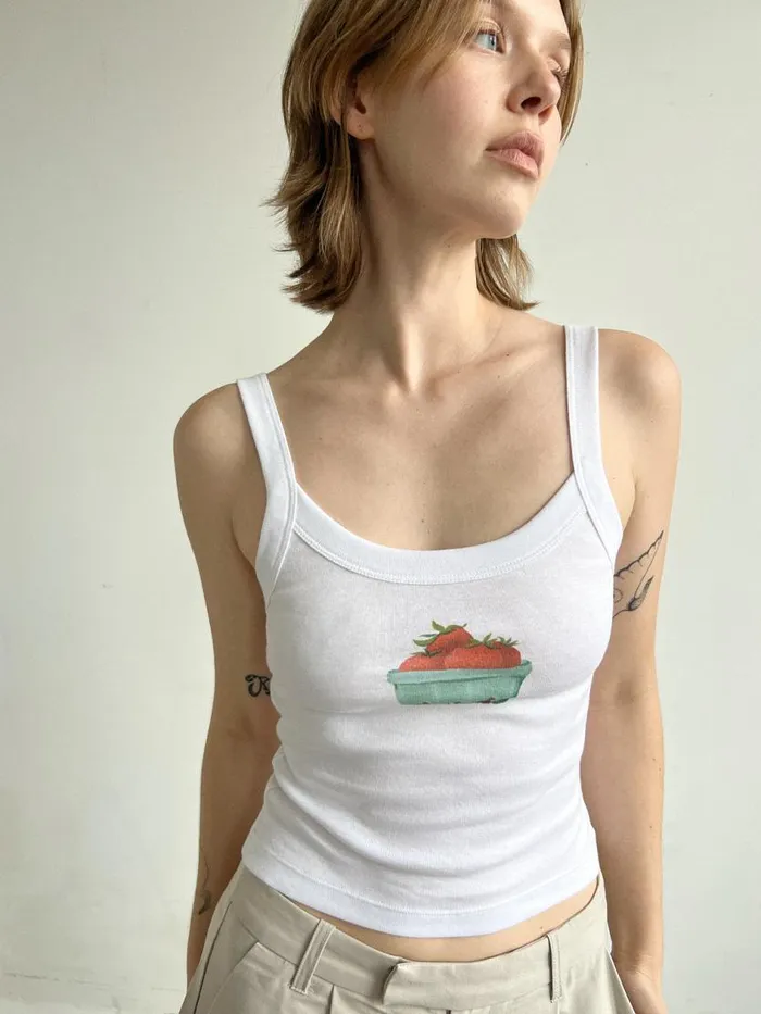 Women Harley Tank Strawberries Lisa Says Gah Sleeveless Tops