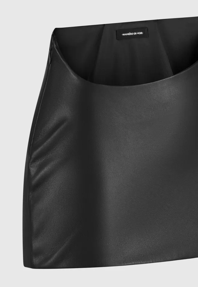 Women Manire De Voir Curved Waist Leather Mini Skirt Black