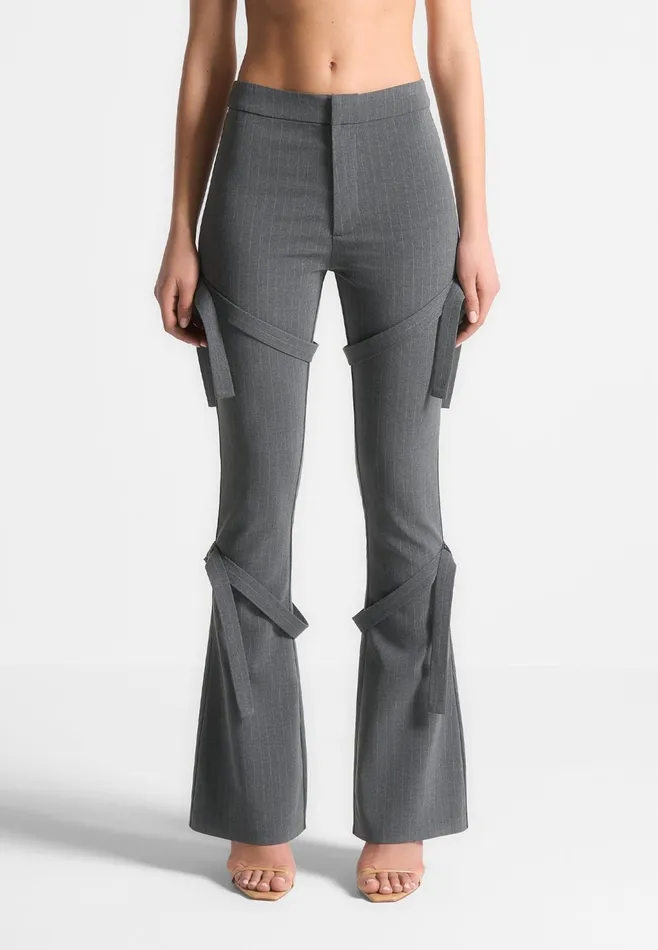 Women Manire De Voir Strap Detail Pinstripe Fit And Flare Leggings Grey