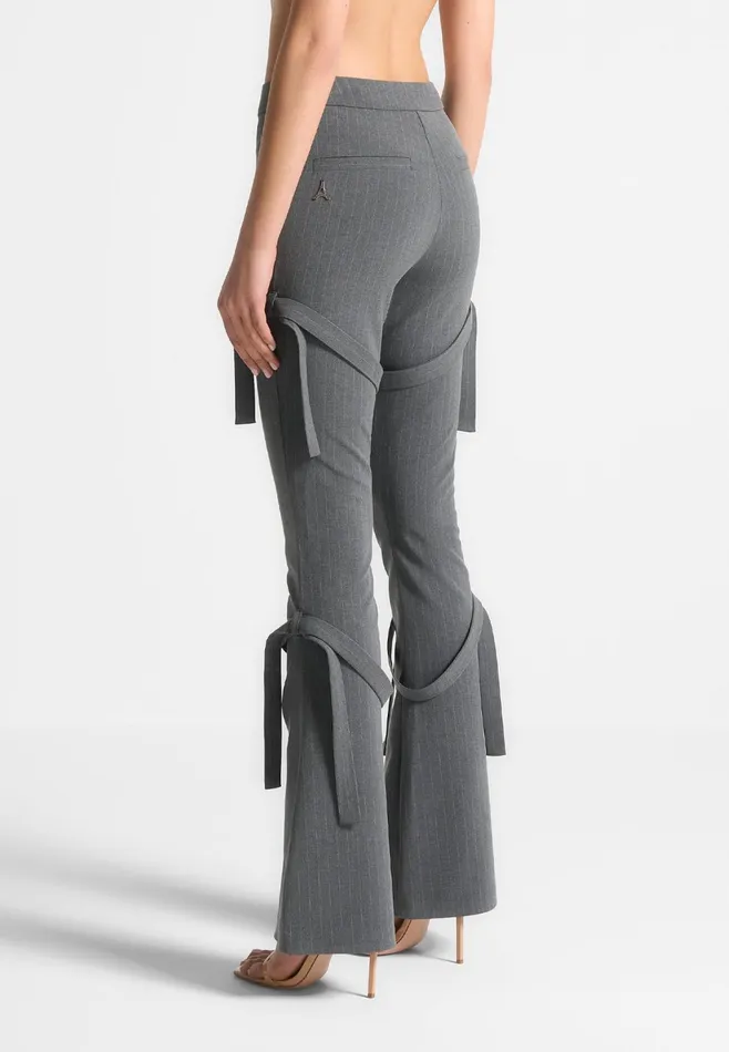 Women Manire De Voir Strap Detail Pinstripe Fit And Flare Leggings Grey
