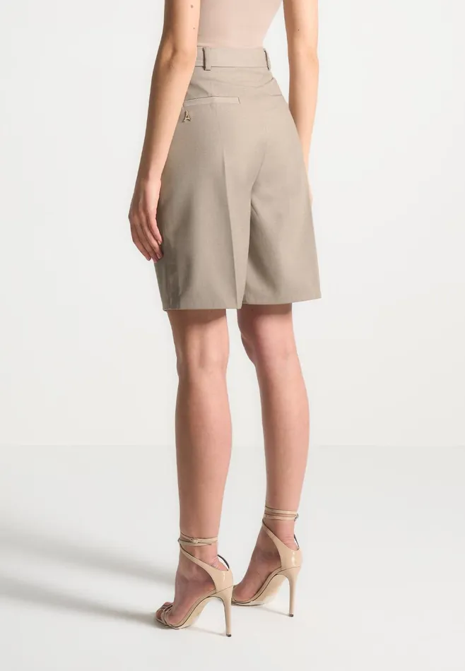Women Manire De Voir Tailored City Shorts Taupe
