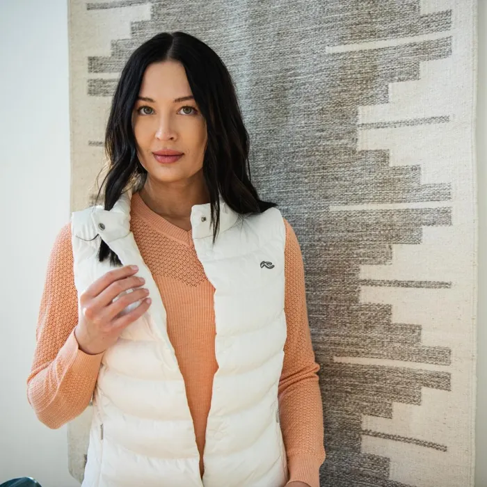 Women Martha VNeck Pullover Melon KJUS Midlayers and Sweaters