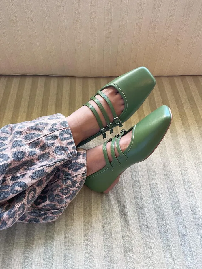 Women Nova Flat Olive Lisa Says Gah Flats