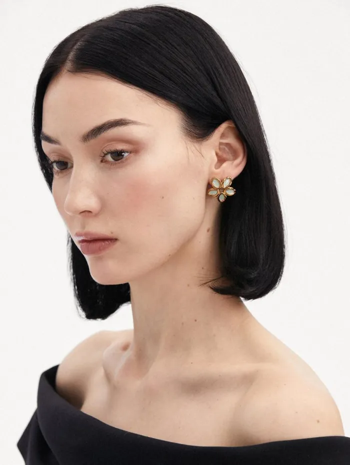 Women Oscar De La Renta Earrings Enamel O Flower Earrings Green