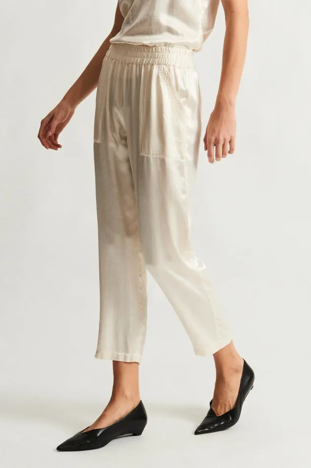 Women Pebble Satin Ivory Trapunto Pant Raquel Allegra TShirts