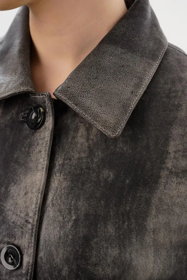 Women PRESLEY Leather Shacket Fossil Grey LAMARQUE Leather Jackets Women PRESLEY Leather Shacket Fossil Grey LAMARQUE Leather Jackets