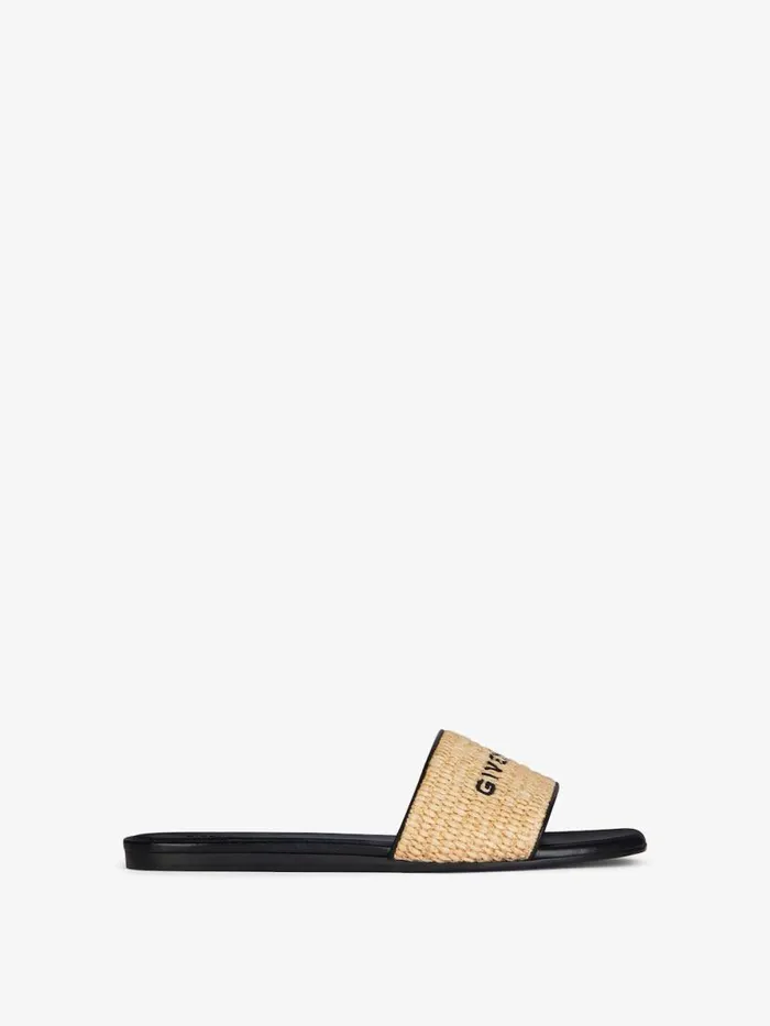 Women Shark Lock Givenchy 4G Flat Mules In Raffia Beigeblack