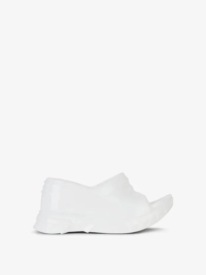 Women Shark Lock Givenchy Marshmallow Wedge Sandals In Rubber White