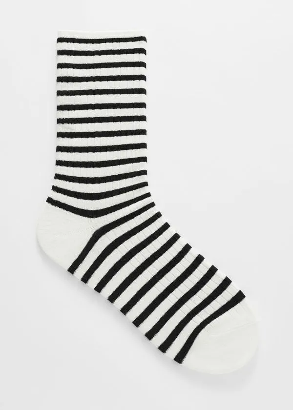 Women Socks and Tights and Other Stories Striped Rib Socks Blackandwhite