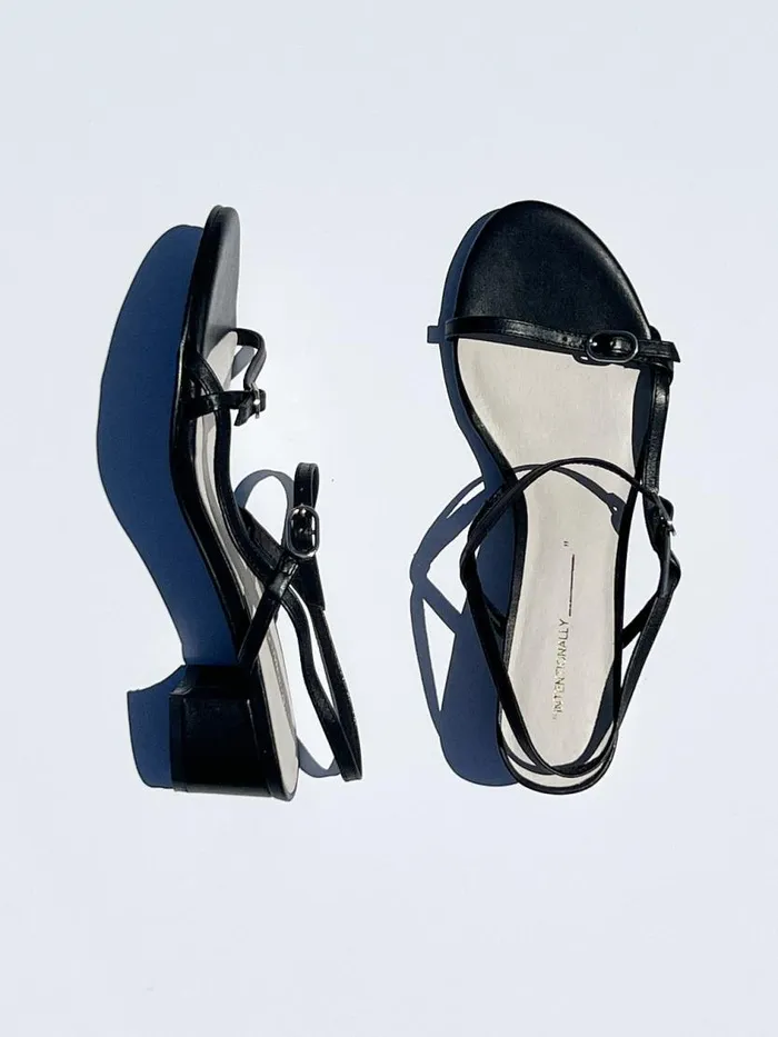 Women Toast Heel Black Lisa Says Gah Heels
