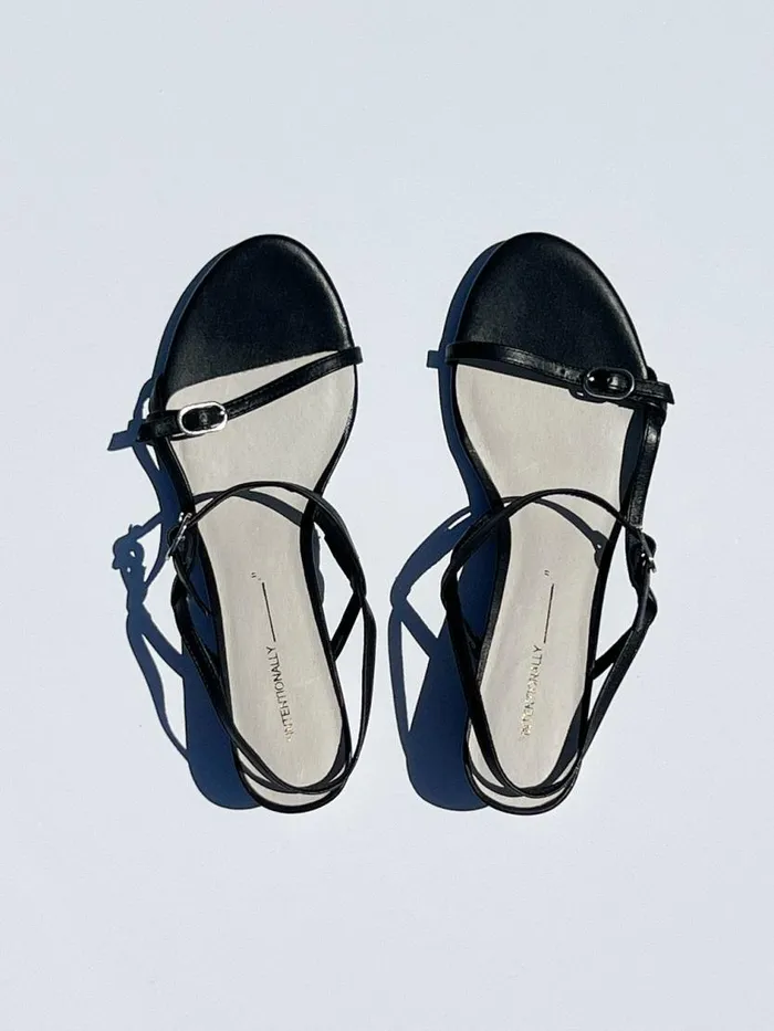 Women Toast Heel Black Lisa Says Gah Heels