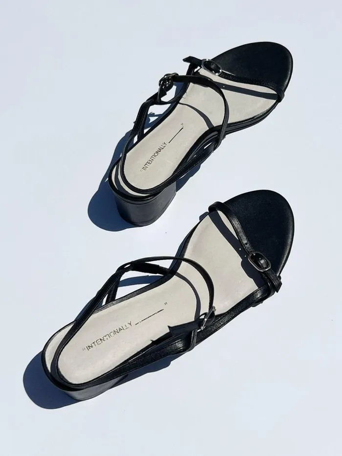 Women Toast Heel Black Lisa Says Gah Heels